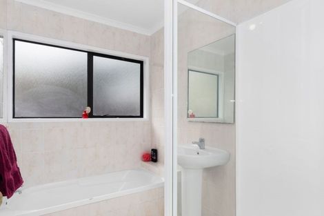 Photo of property in 11 Meander Drive, Welcome Bay, Tauranga, 3112