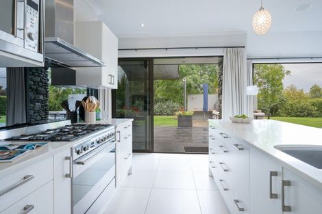 Photo of property in 2 Ashfield Place, Richmond, 7020