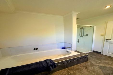 Photo of property in 16 Roots Street West, Feilding, 4702