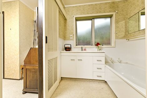 Photo of property in 2/19 Craig Road, Milford, Auckland, 0620