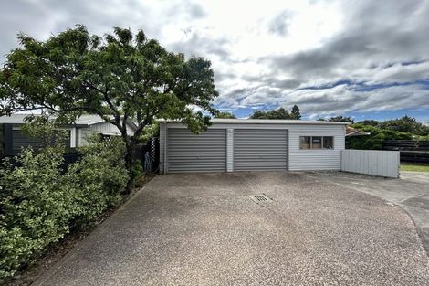 Photo of property in 3 Escort Grove, Awapuni, Palmerston North, 4412