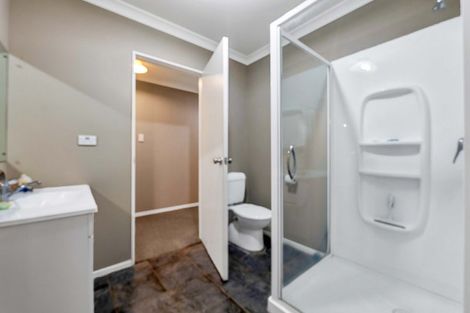 Photo of property in 30 Moulton Street, Moturoa, New Plymouth, 4310