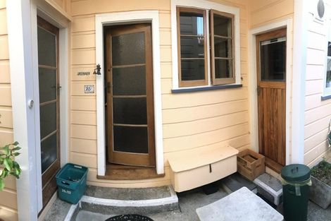 Photo of property in 25 Moir Street, Mount Victoria, Wellington, 6011