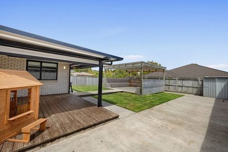 Photo of property in 15 Dreaver Drive, Waitara, 4320