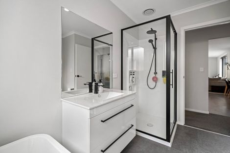 Photo of property in 17 Whakaturou Crescent, Pyes Pa, Tauranga, 3112