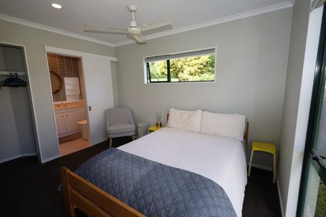 Photo of property in 4b Langstone Street, Welcome Bay, Tauranga, 3112