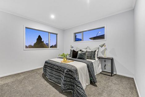 Photo of property in 1/17 Sandwich Road, Saint Andrews, Hamilton, 3200