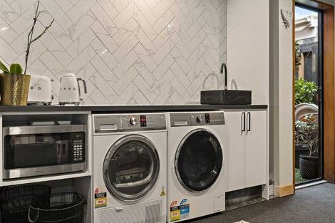 Photo of property in 2/19 Kilmarnock Street, Riccarton, Christchurch, 8011