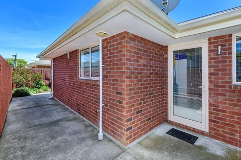 Photo of property in 27 Saltaire Street, North New Brighton, Christchurch, 8083