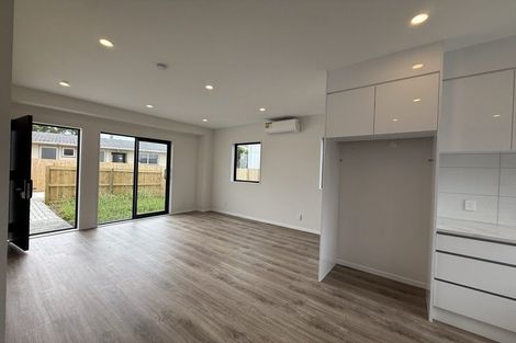 Photo of property in 13c John Walker Drive, Manurewa, Auckland, 2102