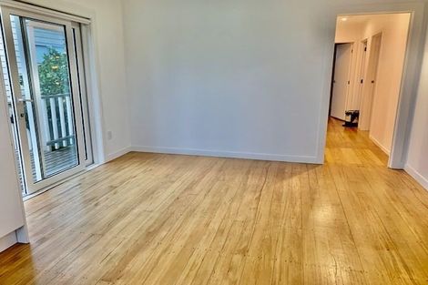 Photo of property in 29 Sylvan Crescent, Te Atatu South, Auckland, 0610