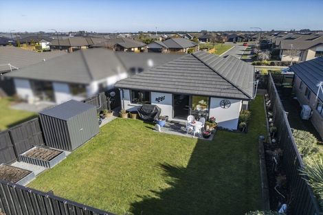 Photo of property in 17 Ragley Way, Rolleston, 7615