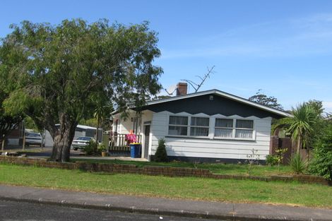Photo of property in 39 Riverpark Crescent, Henderson, Auckland, 0610