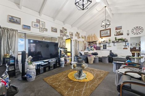 Photo of property in 647 Pukehina Parade, Pukehina, Te Puke, 3189