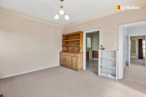 Photo of property in 1 Featherston Street, Macandrew Bay, Dunedin, 9014