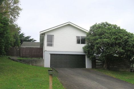 Photo of property in 125 Taylor Terrace, Tawa, Wellington, 5028