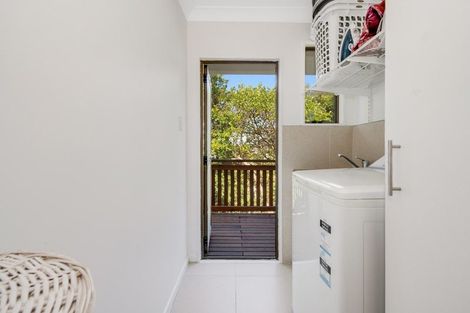 Photo of property in 15 Tacitus Place, Totara Vale, Auckland, 0629