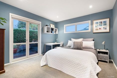 Photo of property in 77a Stanley Point Road, Stanley Point, Auckland, 0624
