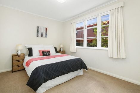 Photo of property in 83 Oxford Street, Tawa, Wellington, 5028