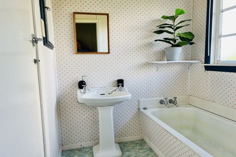 Photo of property in 17 Thyra Street, Dannevirke, 4930