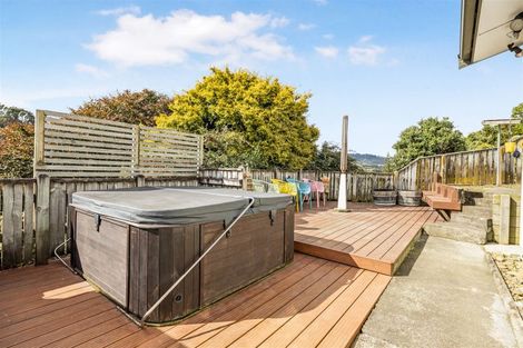 Photo of property in 47a Chester Road, Tawa, Wellington, 5028