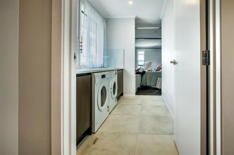 Photo of property in 14a Bree Place, Flagstaff, Hamilton, 3210