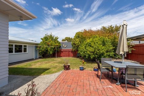 Photo of property in 33 Garden Road, Avalon, Lower Hutt, 5011