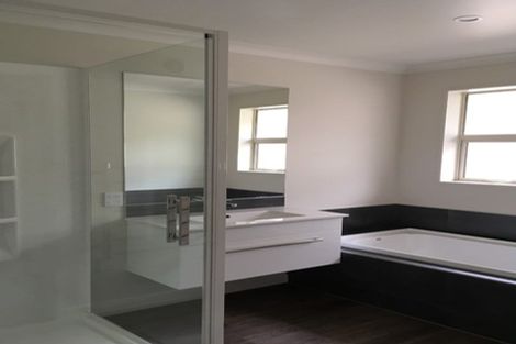 Photo of property in 103a Suva Street, Upper Riccarton, Christchurch, 8041