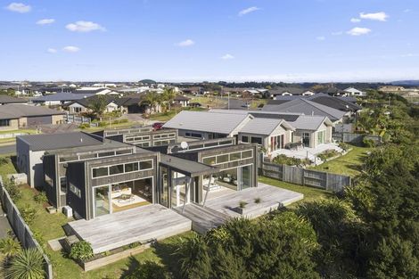 Photo of property in 79 Mortlake Heights, Pyes Pa, Tauranga, 3112