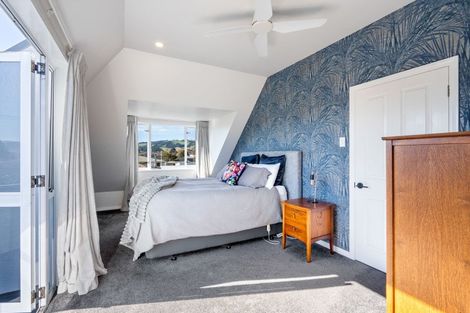 Photo of property in 18 Thames Street, Mosgiel, 9024