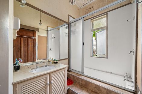 Photo of property in 1021 Kahikatea Flat Road, Waitoki, Kaukapakapa, 0871