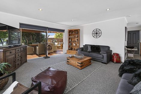 Photo of property in 9 Coles Cove, Papamoa Beach, Papamoa, 3118