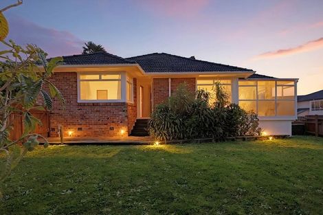 Photo of property in 78 Divich Avenue, Te Atatu South, Auckland, 0610