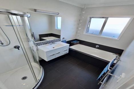 Photo of property in 4 Rotoiti Way, Poraiti, Napier, 4112