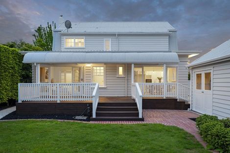 Photo of property in 158 Weston Road, St Albans, Christchurch, 8052