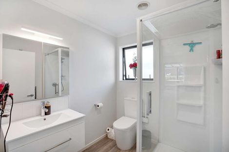 Photo of property in 28 Henrietta Street, Marshland, Christchurch, 8083