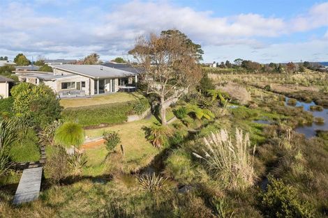 Photo of property in 21 Riverside Place, Katikati, 3129