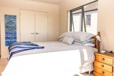 Photo of property in 219 Alec Craig Way, Gulf Harbour, Whangaparaoa, 0930