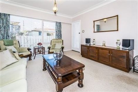 Photo of property in 3/3 Evelyn Place, Hillcrest, Auckland, 0627