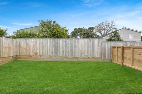 Photo of property in 241a Bucklands Beach Road, Bucklands Beach, Auckland, 2012