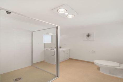 Photo of property in 12 Regis Park Drive, Pukekohe, 2120