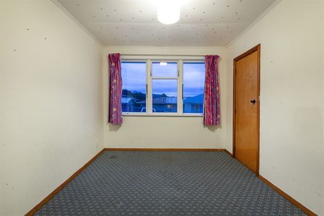 Photo of property in 52 Arahura Crescent, Waitangirua, Porirua, 5024