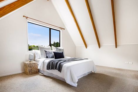 Photo of property in 10 Carillon Place, Massey, Auckland, 0614