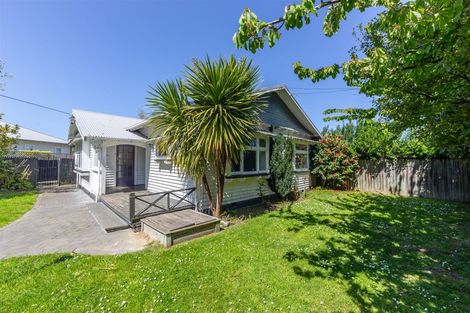 Photo of property in 678 Avonside Drive, Avonside, Christchurch, 8061