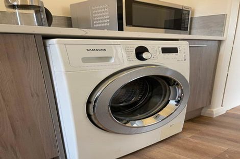 Photo of property in 3 Kahu Close, Orewa, 0931