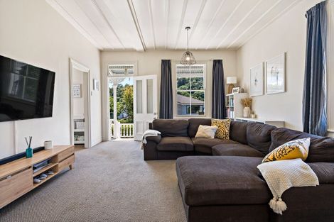 Photo of property in 12 The Avenue, Albany, Auckland, 0632