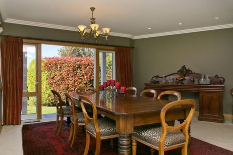 Photo of property in 24 Scenic Heights, Acacia Bay, Taupo, 3330