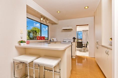 Photo of property in 21 Gala Place, Henderson, Auckland, 0612