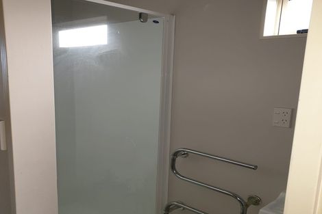 Photo of property in 3a Stevenson Road, Clarks Beach, 2122