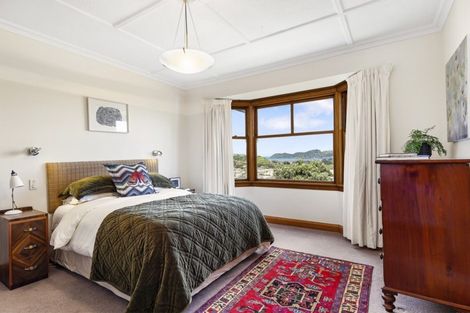 Photo of property in 43 Tio Tio Road, Miramar, Wellington, 6022